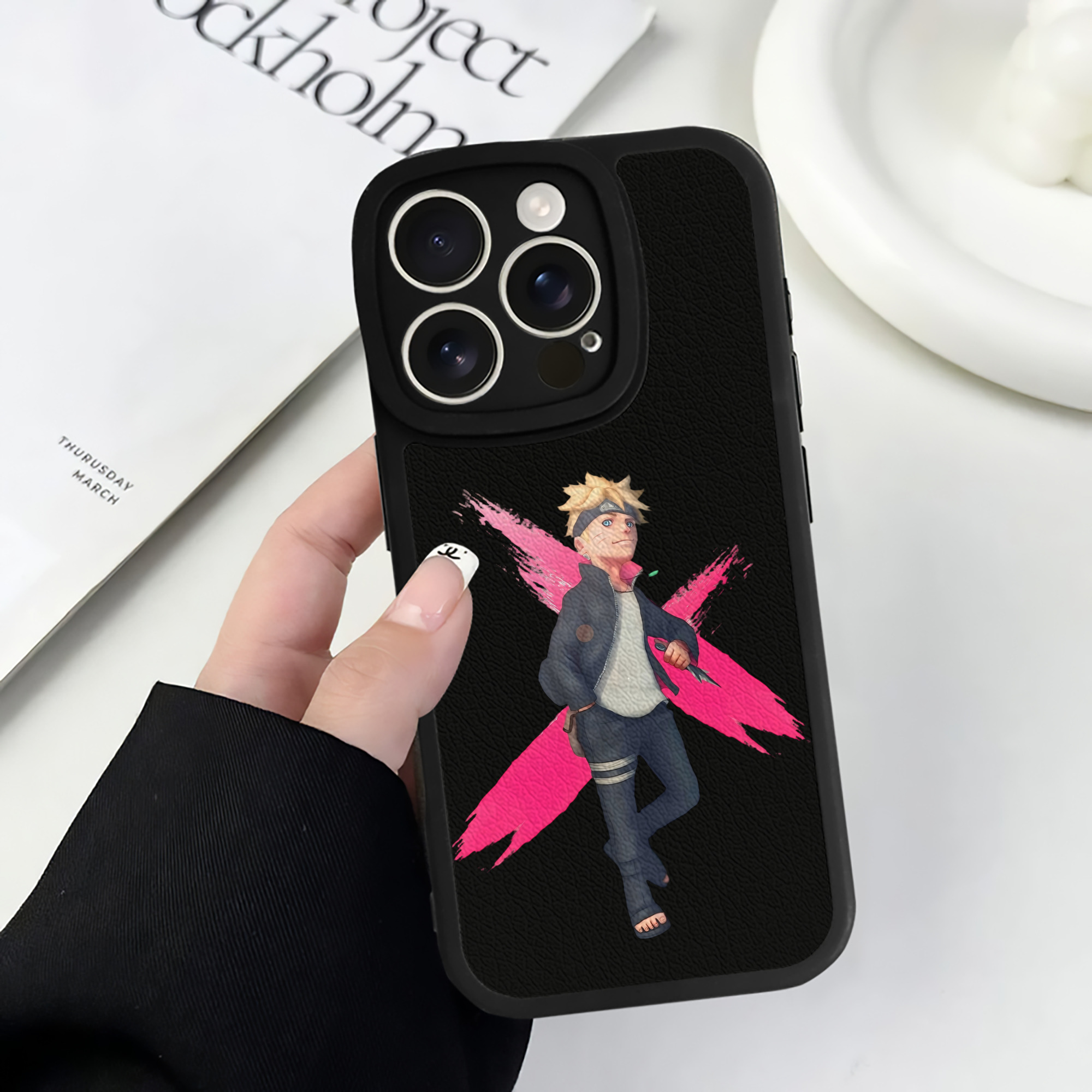 （画像用） NARUTO -ナルト- うずまき ボルト Uzumaki Boruto 【iPhone 16シリーズ対応】シリコンスマホケース（レザー調） 材質：シリコン